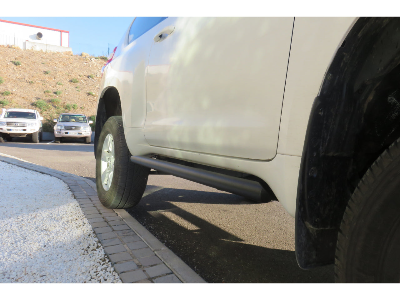 Protections tubulaires de bas de caisse N4 OFFROAD pour Toyota GDJ155, marche-pieds robustes pour véhicule tout-terrain.