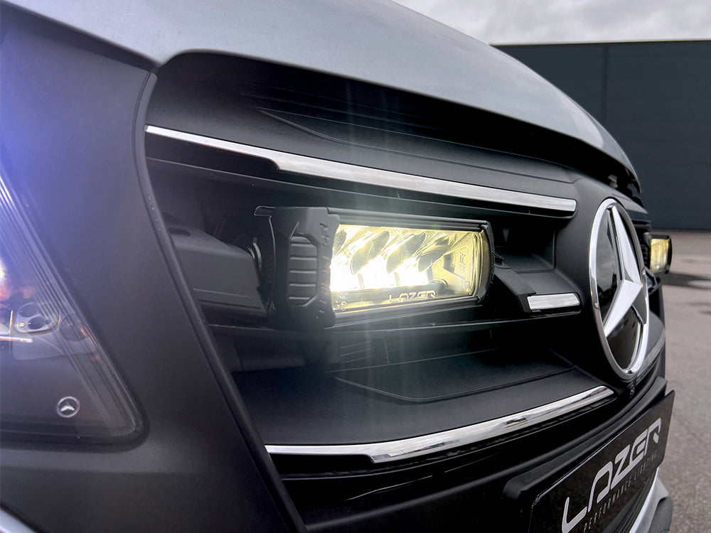 Kit de 2 LED pour calandre LAZER LAMPS compatible avec Mercedes Vito, éclairage puissant pour grille de véhicule.