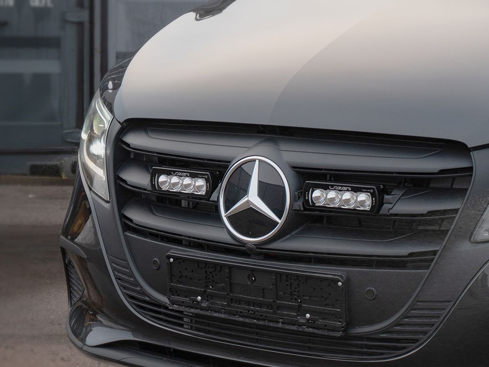 Kit de calandre LED LAZER LAMPS pour Mercedes Vito, éclairage de grille haute performance et design moderne.