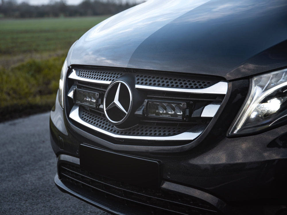 Pack LED Calandre LAZER LAMPS pour Mercedes Vito, kit de grille LED pour une meilleure visibilité et style.
