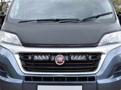 Pack LED Calandre LAZER LAMPS pour Fiat Ducato 2014-2021, ensemble d’éclairages LED pour calandre robuste et moderne.