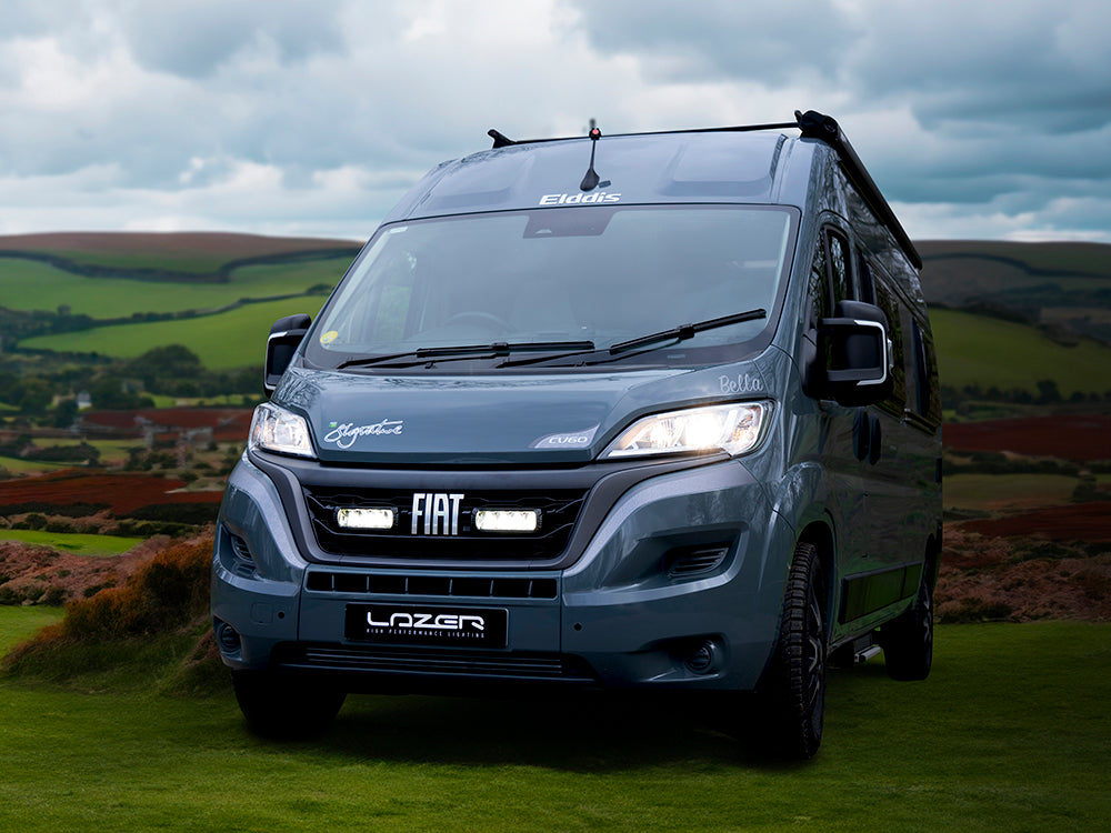 Pack LED Calandre LAZER LAMPS pour Fiat Ducato 2022-23, ensemble d'éclairages LED pour calandre robuste et moderne.