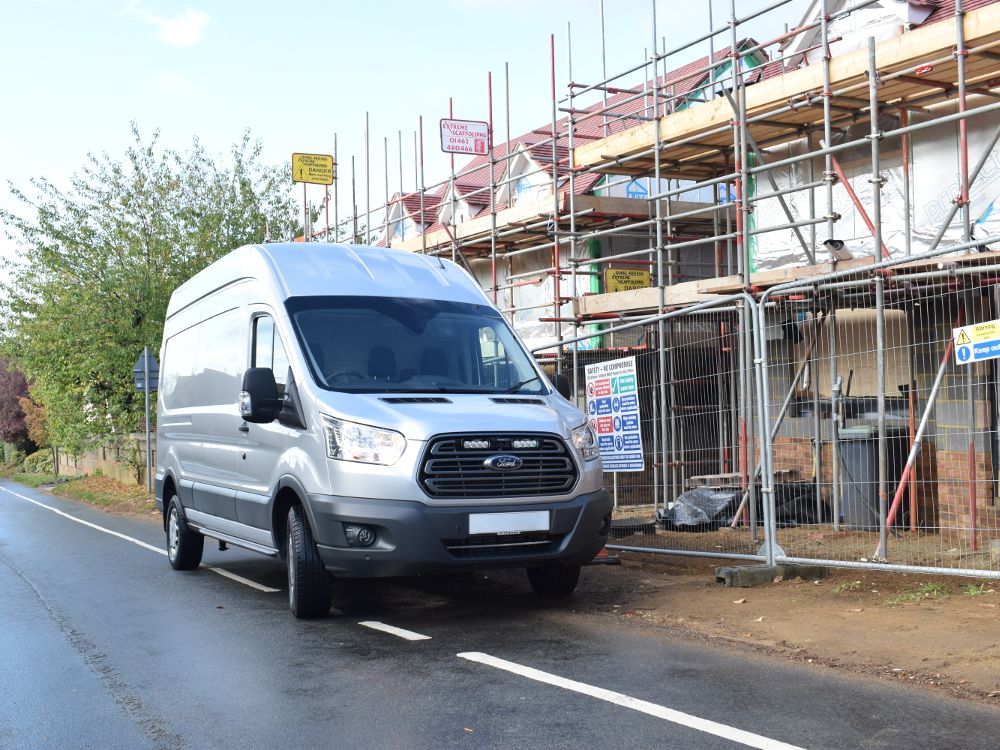Pack LED Calandre LAZER LAMPS pour Ford Transit 2015-2018, éclairage LED moderne pour calandre.