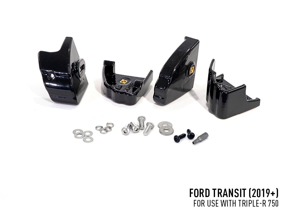 Pack LED de calandre LAZER LAMPS pour Ford Transit 2019+ avec phares LED intégrés, design moderne et éclairage puissant.