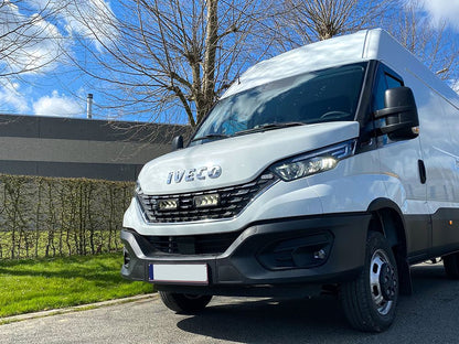 Pack LED Calandre LAZER LAMPS pour Iveco Daily 2019-2021, ensemble de phares LED modernes pour calandre.