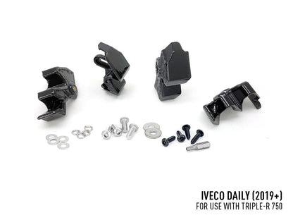 Pack LED Calandre LAZER LAMPS pour Iveco Daily 2019-2021, éclairage LED robuste et moderne pour calandre de camion.