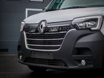 Pack LED Calandre LAZER LAMPS pour Renault Master 2020-2023, projecteurs LED élégants pour calandre de véhicule utilitaire.