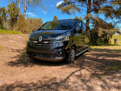 Pack LED Calandre LAZER Lamps pour Renault Trafic, éclairage LED puissant pour calandre, design moderne, installation facile.