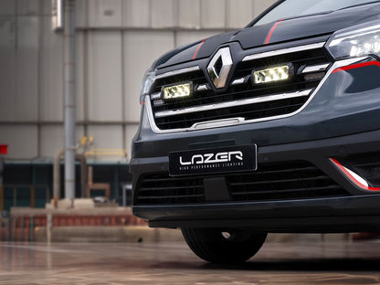 Pack LED Calandre LAZER LAMPS pour Renault Trafic, éclairage LED moderne et robuste pour la calandre du véhicule.