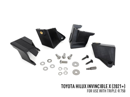 Pack LED Calandre LAZER LAMPS pour Toyota Hilux Invincible, éclairage LED puissant et design moderne.