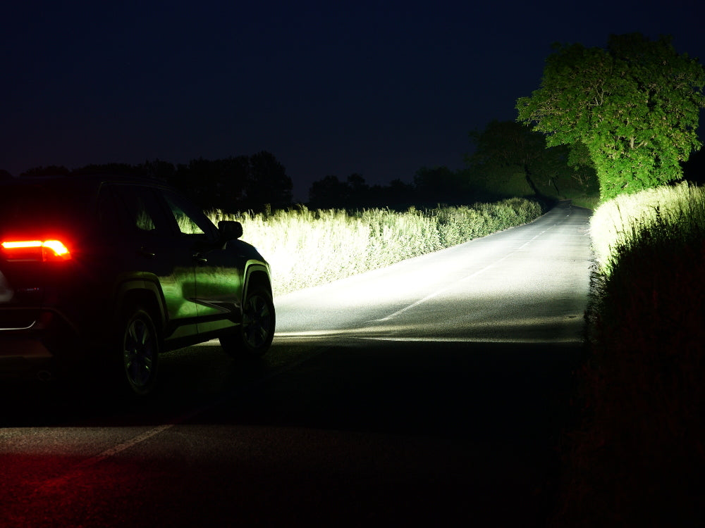 Pack LED Calandre LAZER LAMPS pour Toyota RAV4 2019+ hybride, éclairage innovant pour calandre du SUV.