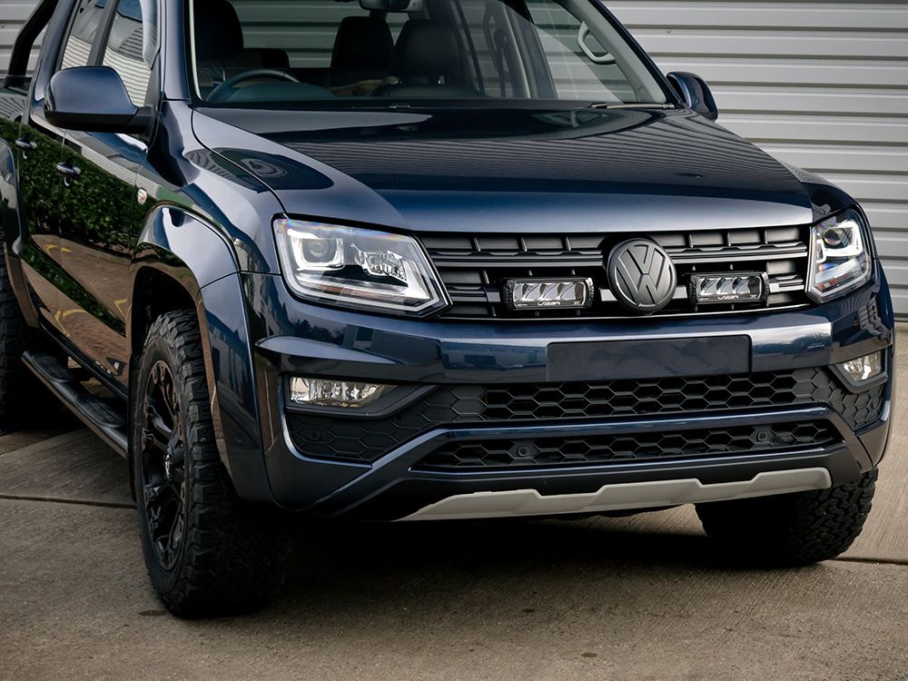 Pack LED Calandre LAZER LAMPS pour VW Amarok 2016-2021 V6, éclairage LED robuste pour calandre.
