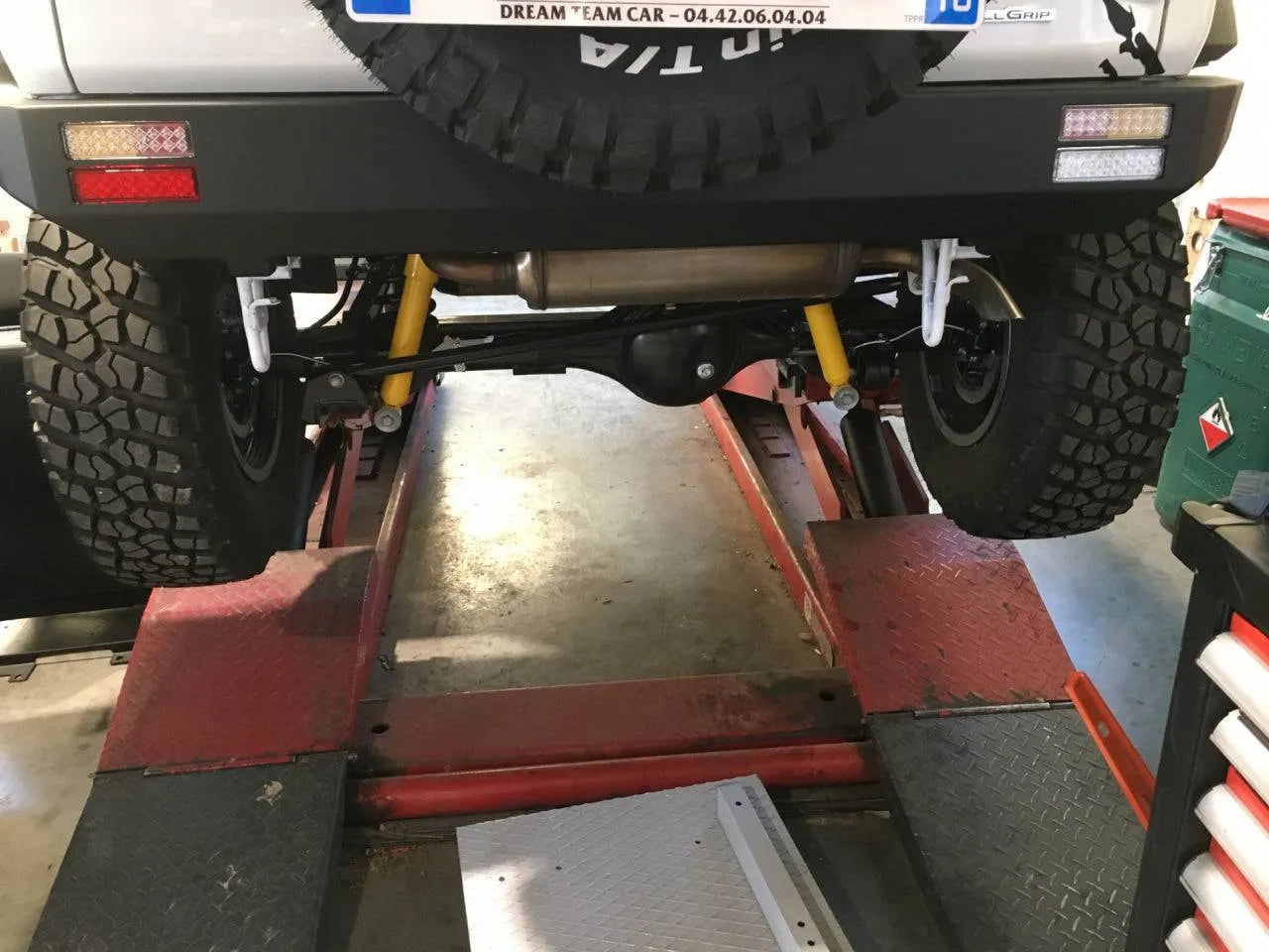 Pare-choc Arriere Suzuki Jimny 2018 a Present | N4 Offroad sur Xperts4x4 Accessoires 4x4 Off-Road