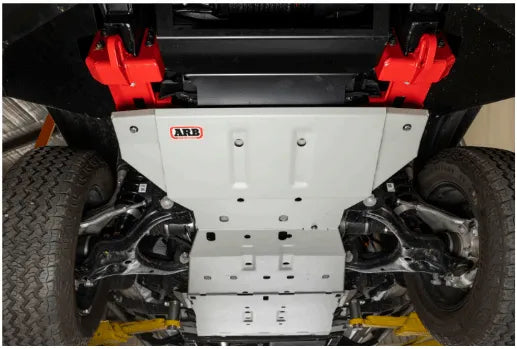 Pare-choc avant ARB avec crochet de remorquage rouge 8T pour Ford Ranger Raptor 2023+, robuste et adapté au tout-terrain.