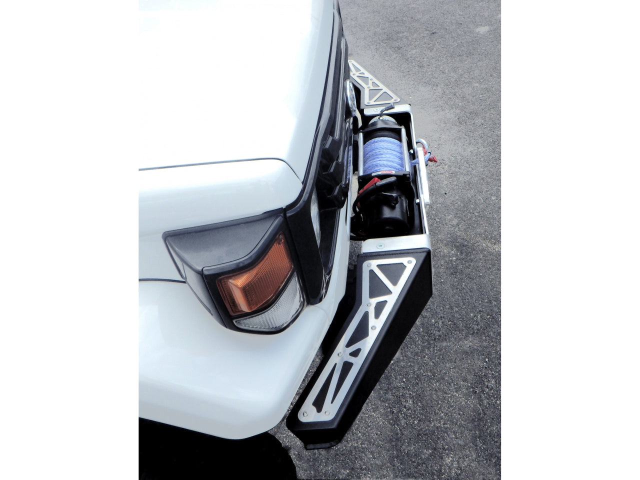 Pare-choc avant en acier pour Toyota Série 7 Lames 2007, par N4 OFFROAD, robuste et adapté pour off-road.