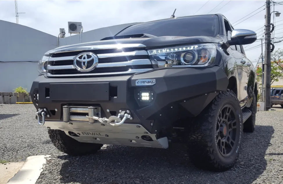 Pare-choc Avant Aluminium Rival4x4 - Toyota Hilux REVO 2016-2020 sur Xperts4x4 Accessoires 4x4 Off-Road