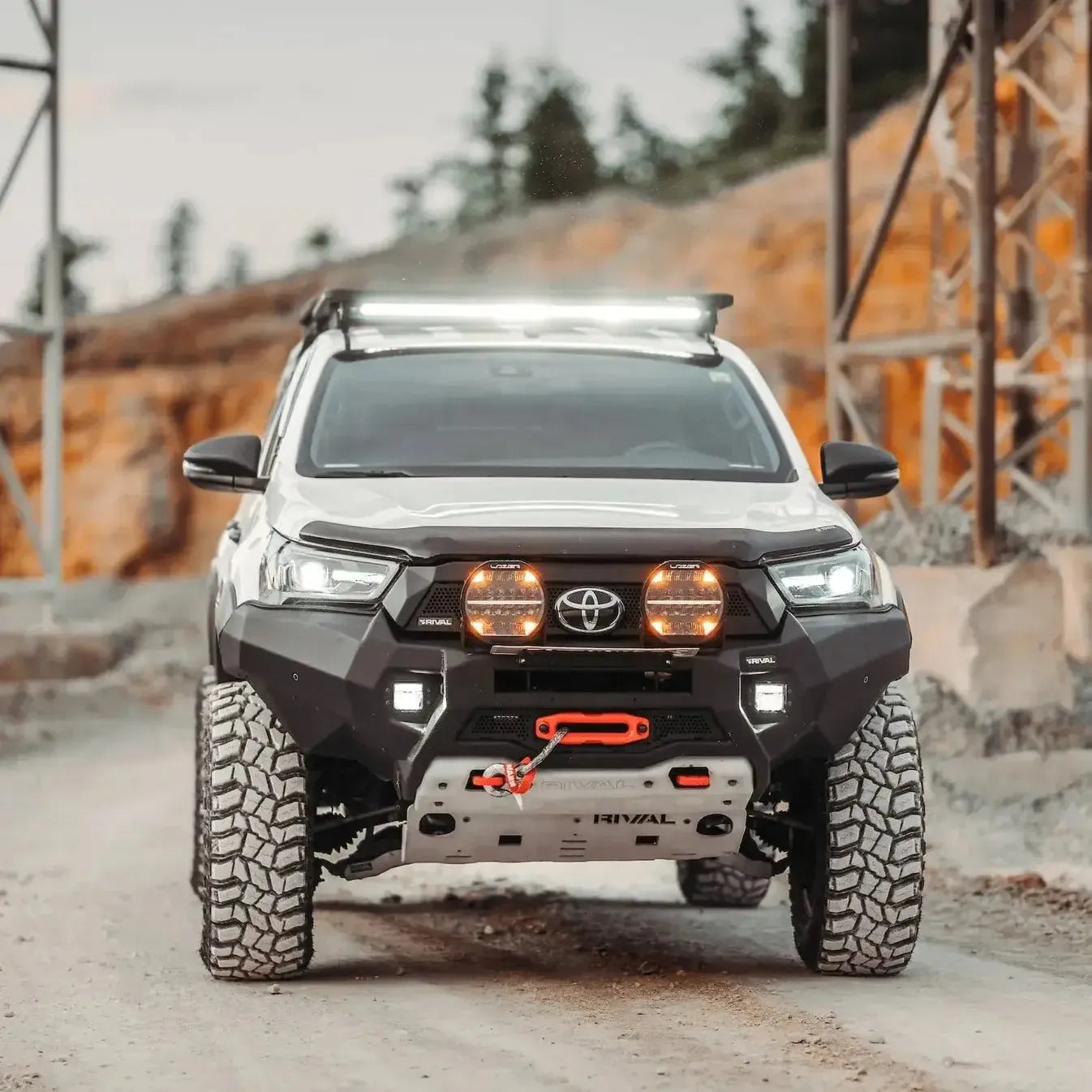 Pare-choc Avant Rival Toyota Hilux 2021 a Present | Léger et Robuste sur Xperts4x4 Accessoires 4x4 Off-Road