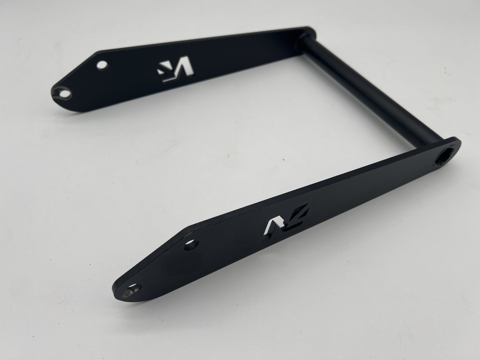 Platines de treuil amovibles N4 OFFROAD pour berceau, capacité 3,6T-5,4T, carré US 2 pouces, pour solutions tout-terrain.