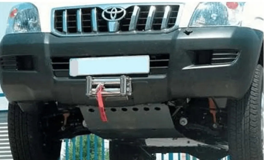 Platine de Treuil Toyota Prado 120/125 sur Pare-choc d'Origine sur Xperts4x4 Accessoires 4x4 Off-Road