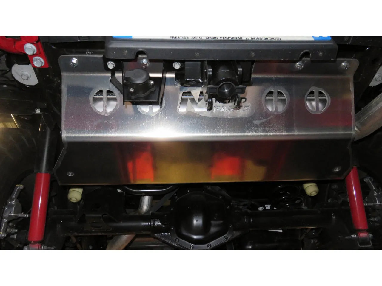 Protection inférieure en aluminium pour Jeep Wrangler JL, blindage arrière silencieux 6mm de N4 Offroad, robuste et durable.