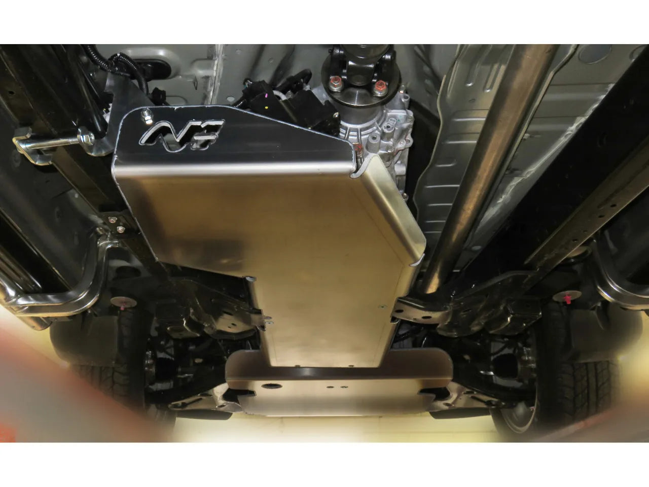 Protection inférieure en aluminium de 8mm pour boîte de vitesse et transfert Mitsubishi L200 2015 et plus, marque N4 OFFROAD.