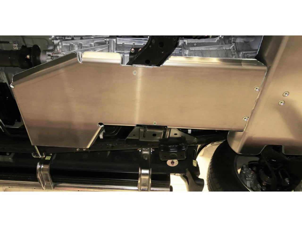 Protection inférieure pour boîte de vitesse et transfert N4 OFFROAD en aluminium 8mm pour Mitsubishi L200 2015-présent, robuste et résistante