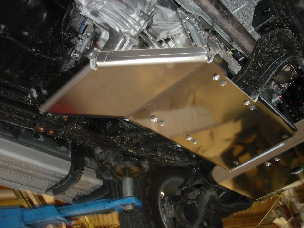 Protection inférieure pour boîte de vitesse et transfert N4 OFFROAD en aluminium 8mm pour Mitsubishi L200 2005-2015.