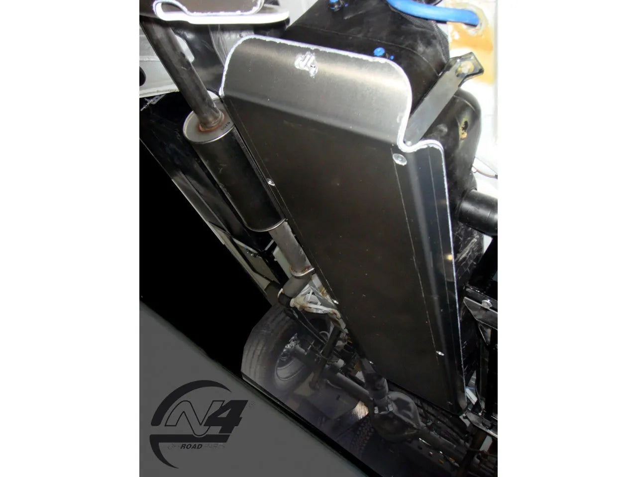 Blindage Réservoir 6mm Aluminium Mercedes Sprinter 2006+ | N4 sur Xperts4x4 Accessoires 4x4 Off-Road