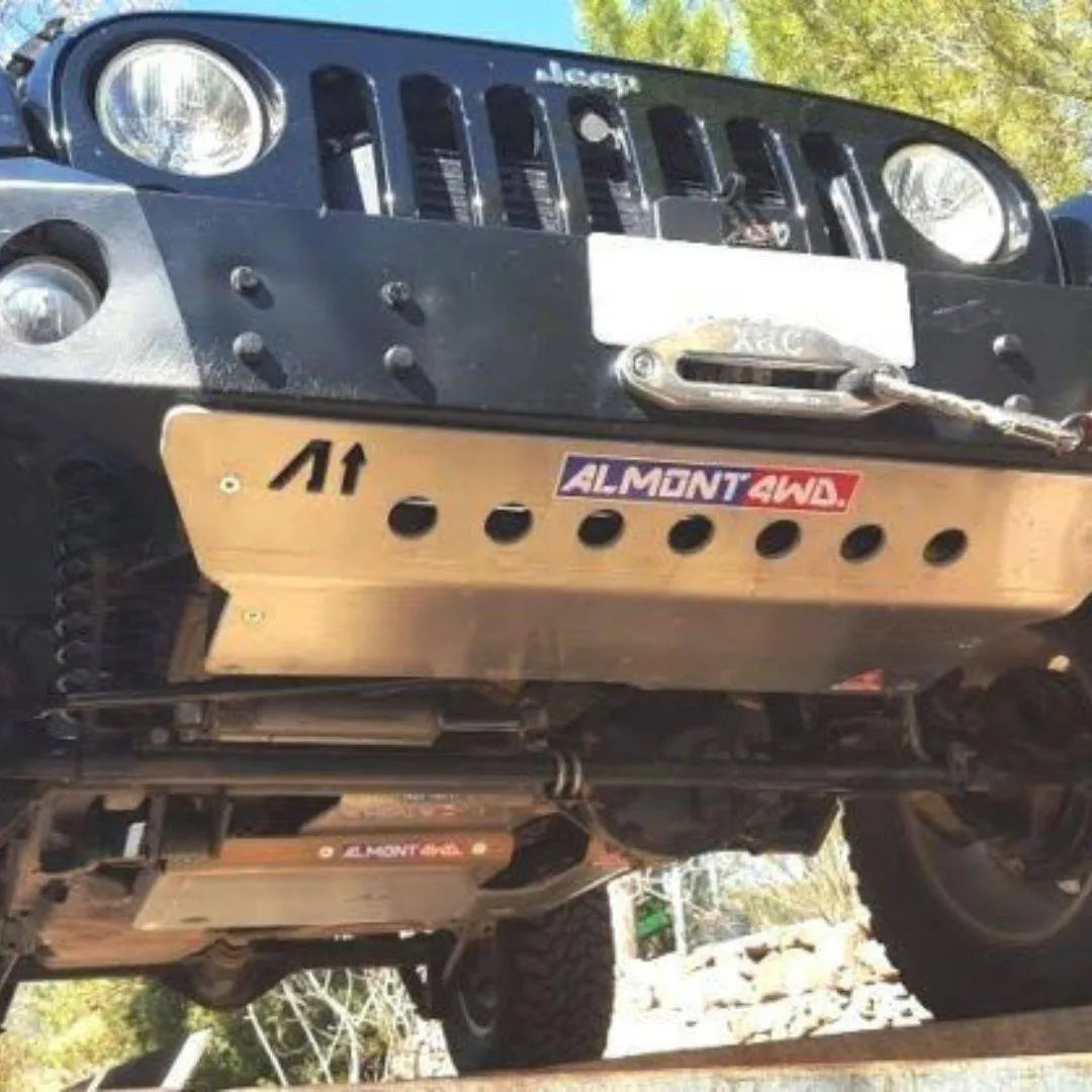 Jeep Wrangler JK & J8 | Protection Almont4wd Frontale sur Xperts4x4 Accessoires 4x4 Off-Road