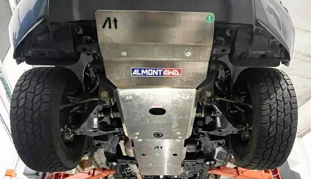 Protection ALMONT4WD Avant  | Hilux Revo/Invicible/GR | 6-8mm sur Xperts4x4 Accessoires 4x4 Off-Road