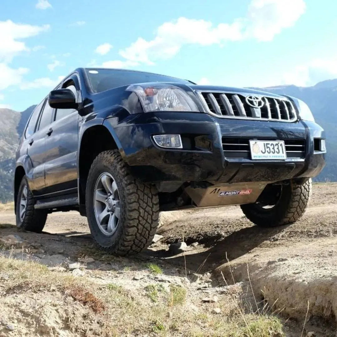 Protection ALMONT4WD Avant  | Toyota KDJ120-125 | 6-8mm sur Xperts4x4 Accessoires 4x4 Off-Road