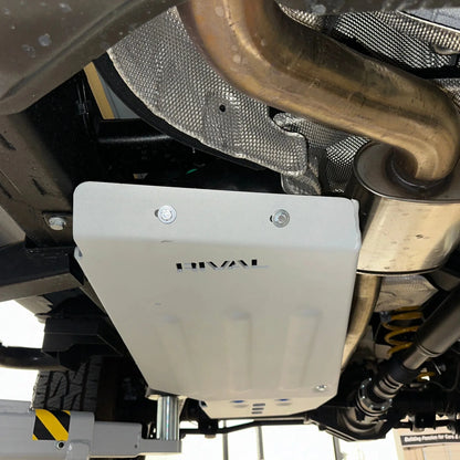 Protection inférieure pour réservoir de carburant INEOS GRENADIER 2023, marque RIVAL 4X4, robuste et adaptée pour 4x4.