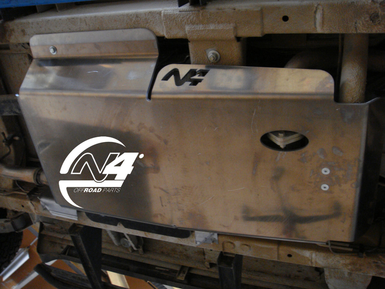 Protection inférieure en aluminium de 8mm pour boîte de vitesses et transfert, compatible Iveco Massif 5 portes, N4 OFFROAD.