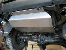Protection inférieure en aluminium de 6mm pour réservoir Toyota KZJ95 KDJ95 N4 OFFROAD, robuste et adaptée à l'off-road.