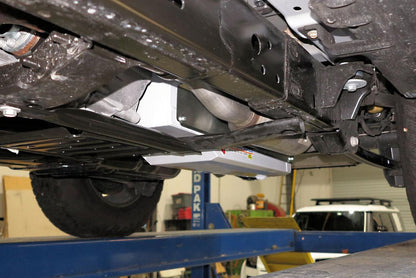 Réservoir auxiliaire LongRanger 40L pour Jeep Wrangler JL 2 portes V6, vue du réservoir installé dans le véhicule.