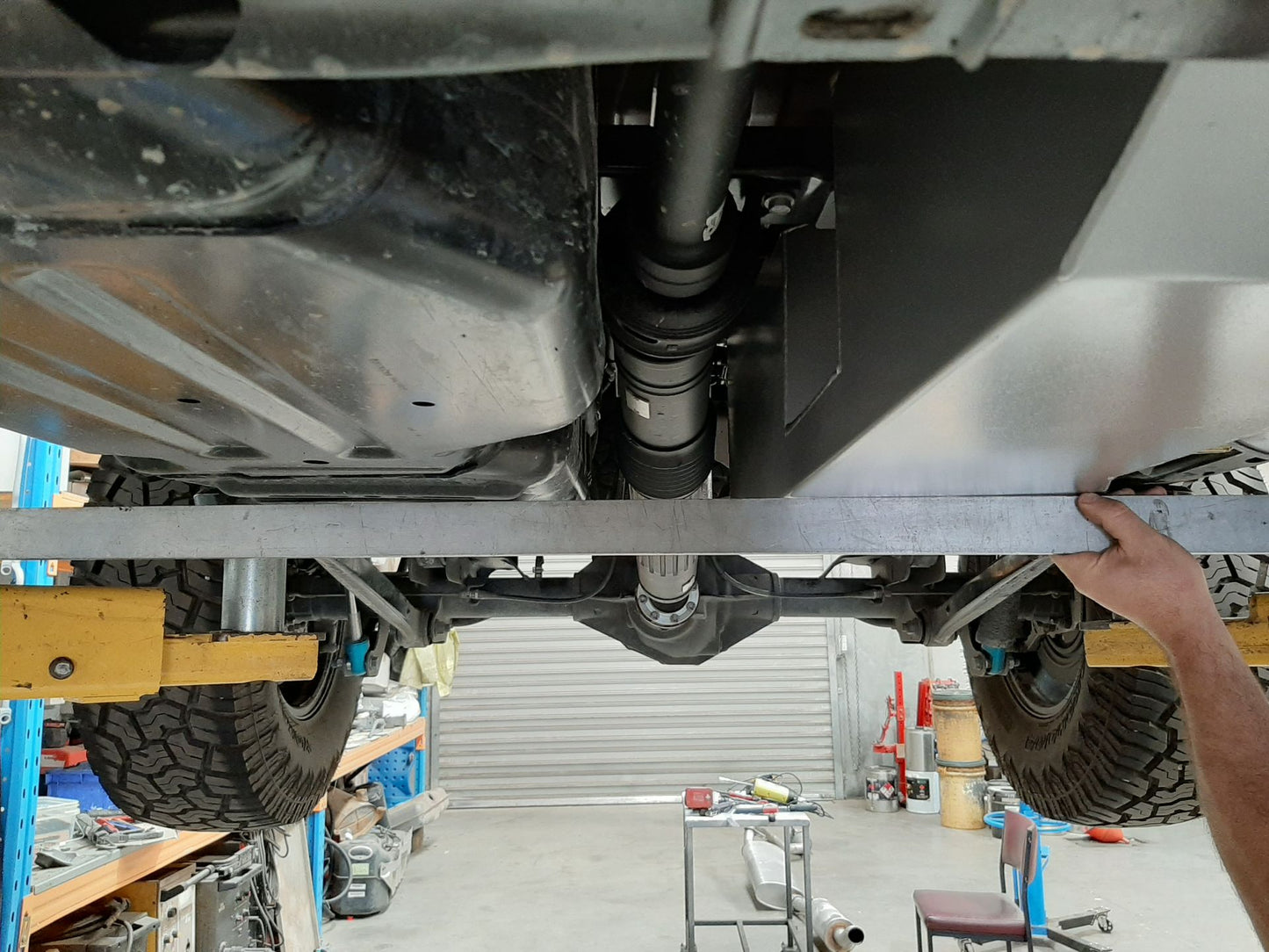 Reservoir LRA Jeep Gladiator JT 3.6V6 Pentastar / 64L supplementaire sur Xperts4x4 Accessoires 4x4 Off-Road