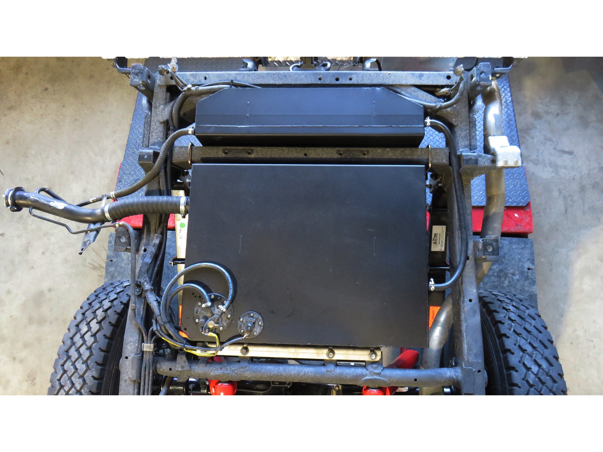 Réservoir supplémentaire auxiliaire inox 160L pour Toyota HZJ78 et HZJ79, installé dans une cabine simple, N4 OFFROAD.
