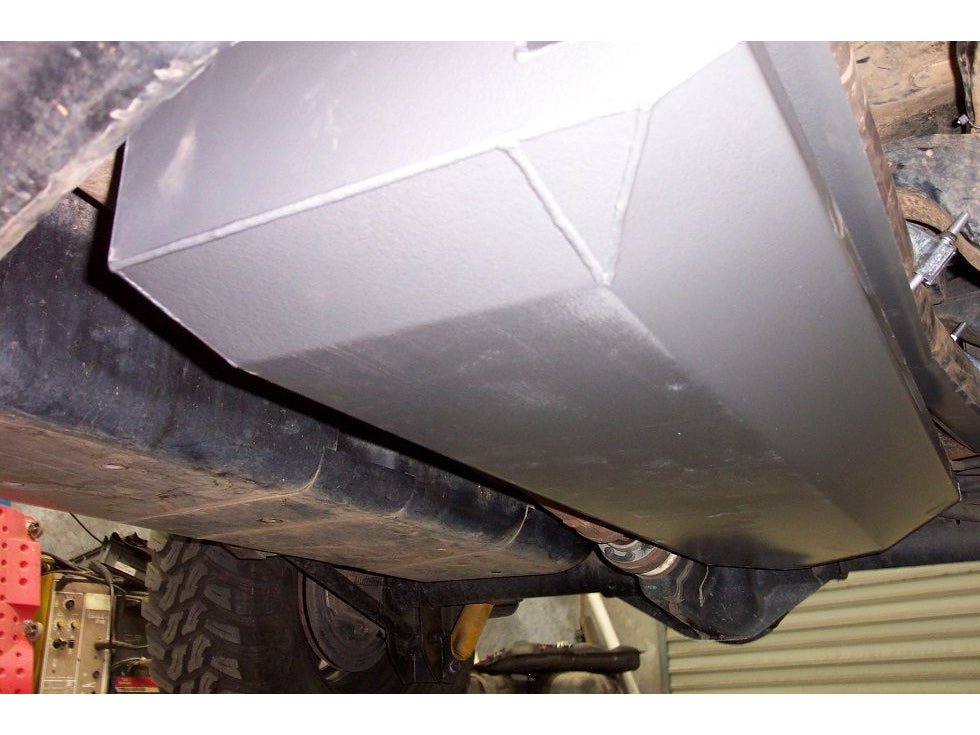 Reservoir supplémentaire Diesel LRA Jeep Wrangler JK 65L sur Xperts4x4 Accessoires 4x4 Off-Road