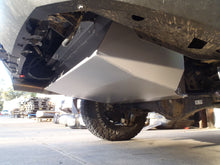 Réservoir supplémentaire LRA 140L Toyota Land Cruiser 300 sur Xperts4x4 Accessoires 4x4 Off-Road