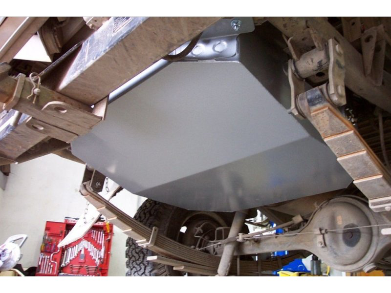 Réservoir supplémentaire LRA 150L Toyota Land Cruiser HJ75 FJ75 sur Xperts4x4 Accessoires 4x4 Off-Road