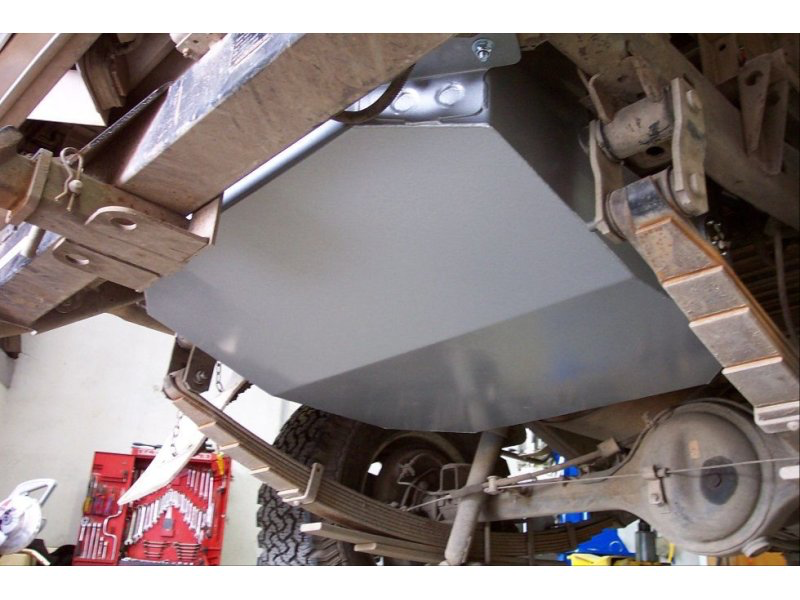 Réservoir supplémentaire LRA 150L Toyota Land Cruiser HZJ75 FZJ75 HZJ79 FZJ79 VDJ79 sur Xperts4x4 Accessoires 4x4 Off-Road