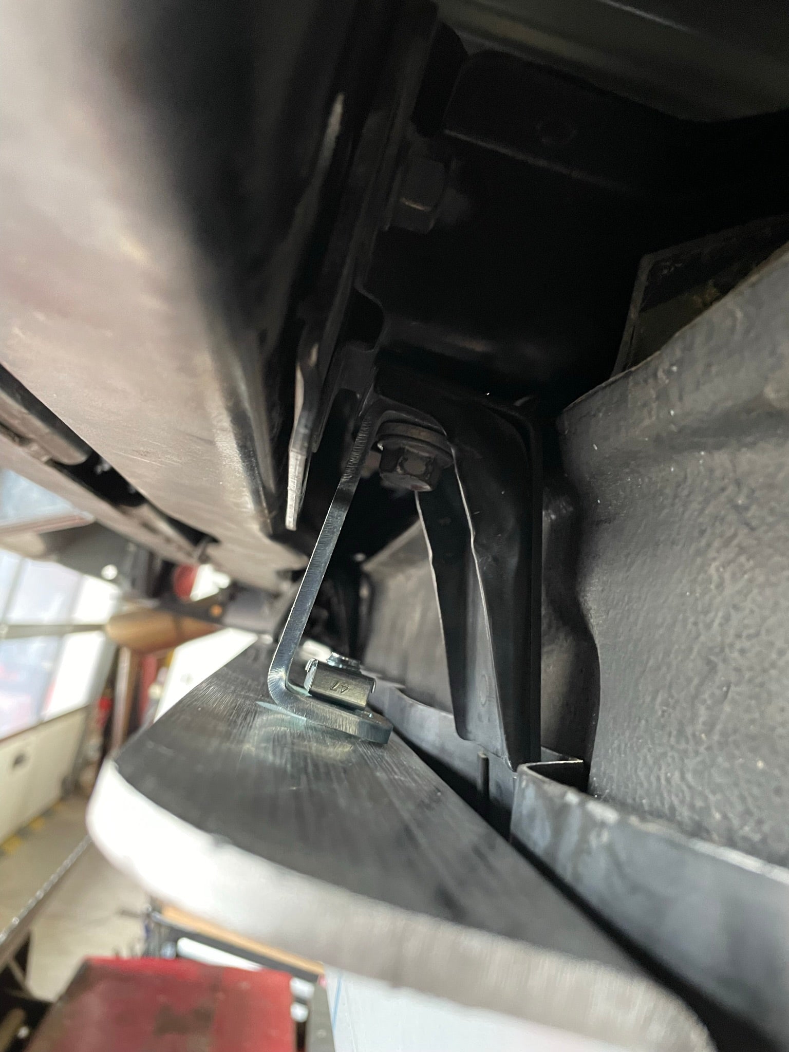 Réservoir auxiliaire de carburant d'origine Toyota série 7 GRJ79 double cabine, conçu par N4 OFFROAD, pour véhicules tout-terrain.