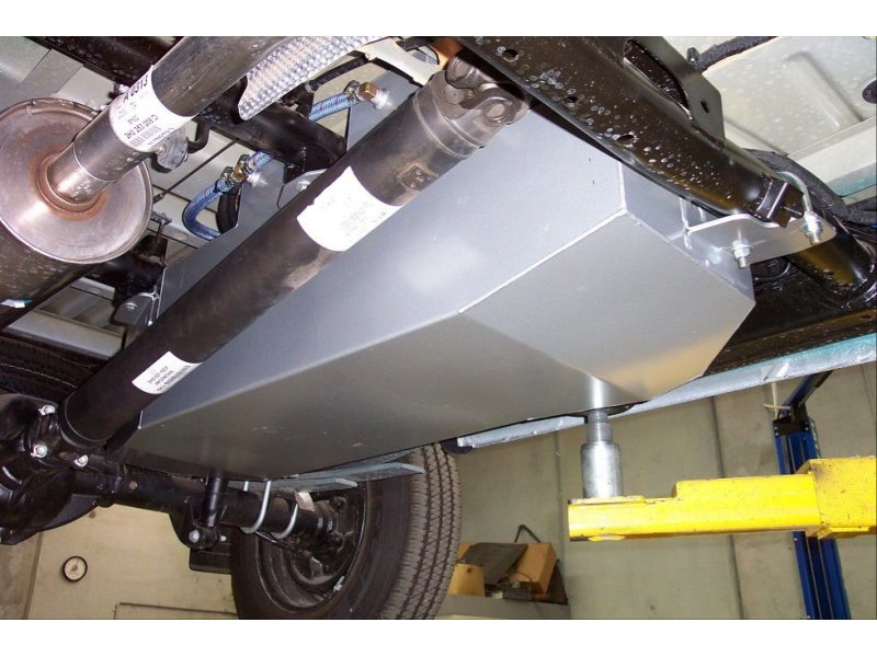 Réservoir de remplacement LRA 130L Volkswagen Amarok TDI420 sur Xperts4x4 Accessoires 4x4 Off-Road