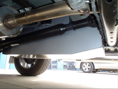 Réservoir de remplacement LRA 130L Volkswagen Amarok V6 sur Xperts4x4 Accessoires 4x4 Off-Road
