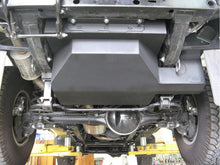 Réservoir de remplacement LRA 134L Land Rover Defender 110 130 TD5 TD4 sur Xperts4x4 Accessoires 4x4 Off-Road