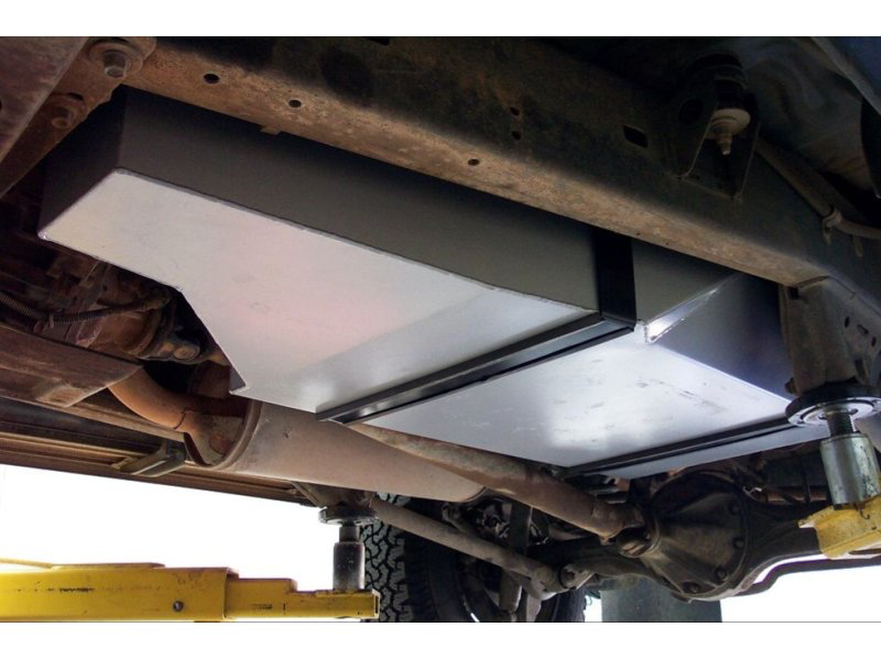 Réservoir de remplacement LRA 145L Toyota Land Cruiser FZJ80 sur Xperts4x4 Accessoires 4x4 Off-Road