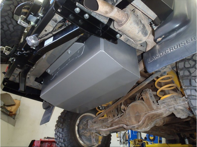 Réservoir de remplacement LRA 160L Toyota Land Cruiser Série 80 sur Xperts4x4 Accessoires 4x4 Off-Road