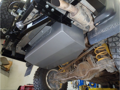 Réservoir de remplacement LRA 160L Toyota Land Cruiser Série 80 sur Xperts4x4 Accessoires 4x4 Off-Road