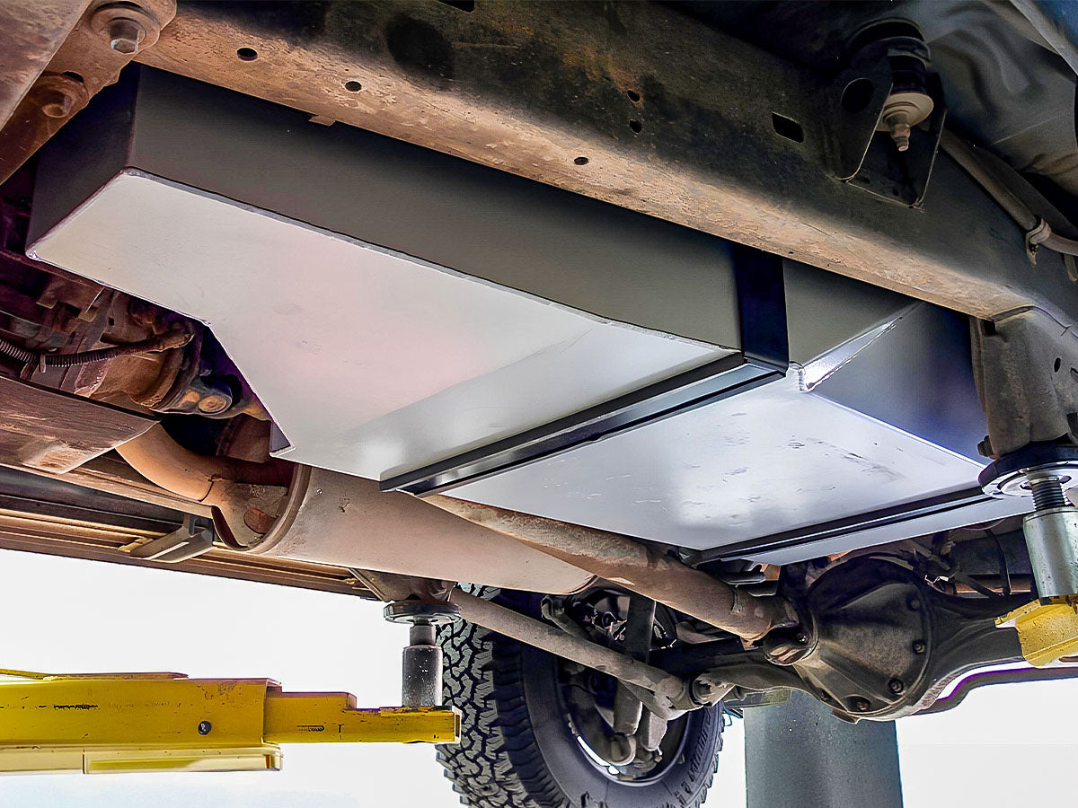 Reservoir LRA Toyota Landcruiser HDJ80 140L remplacement / Boite automatique sur Xperts4x4 Accessoires 4x4 Off-Road