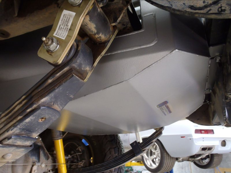 Réservoir remplacement LRA 155L Toyota Land Cruiser FZJ75 HZJ75 HZJ78 VDJ78 sur Xperts4x4 Accessoires 4x4 Off-Road